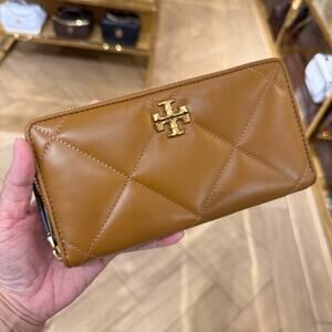 Tory Burch Kira Chevron Zip Continental Quilted Leather Wallet 154989 Tan Authen